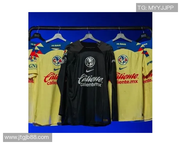 足球明星背的包是什么品牌与款式揭秘时尚与运动的完美结合